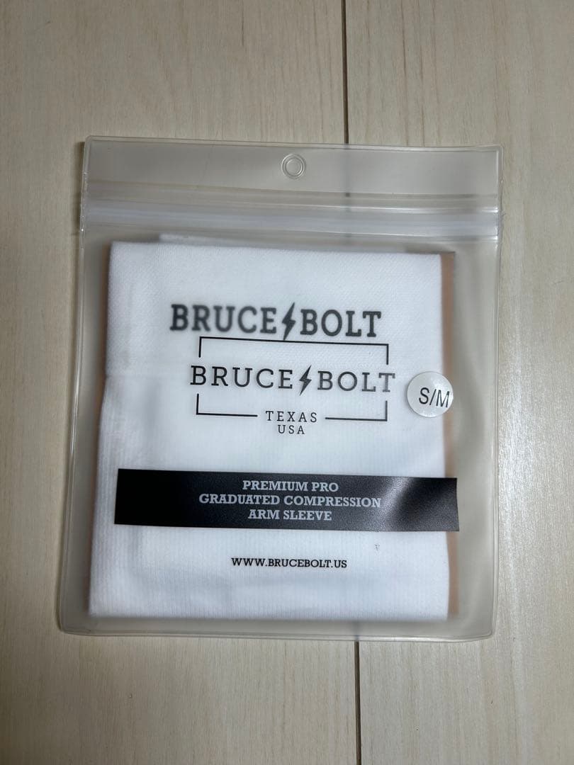 ブルースボルト アームスリーブ BRUCE BOLT White S/M