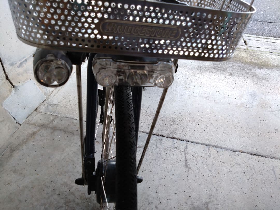 ブリヂストン albelt電動アシスト自転車 ネイビー バスケット付き
