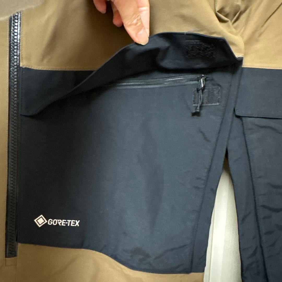 新品未使用　Haglöfs GORE-TEX スキースノーボードパンツ