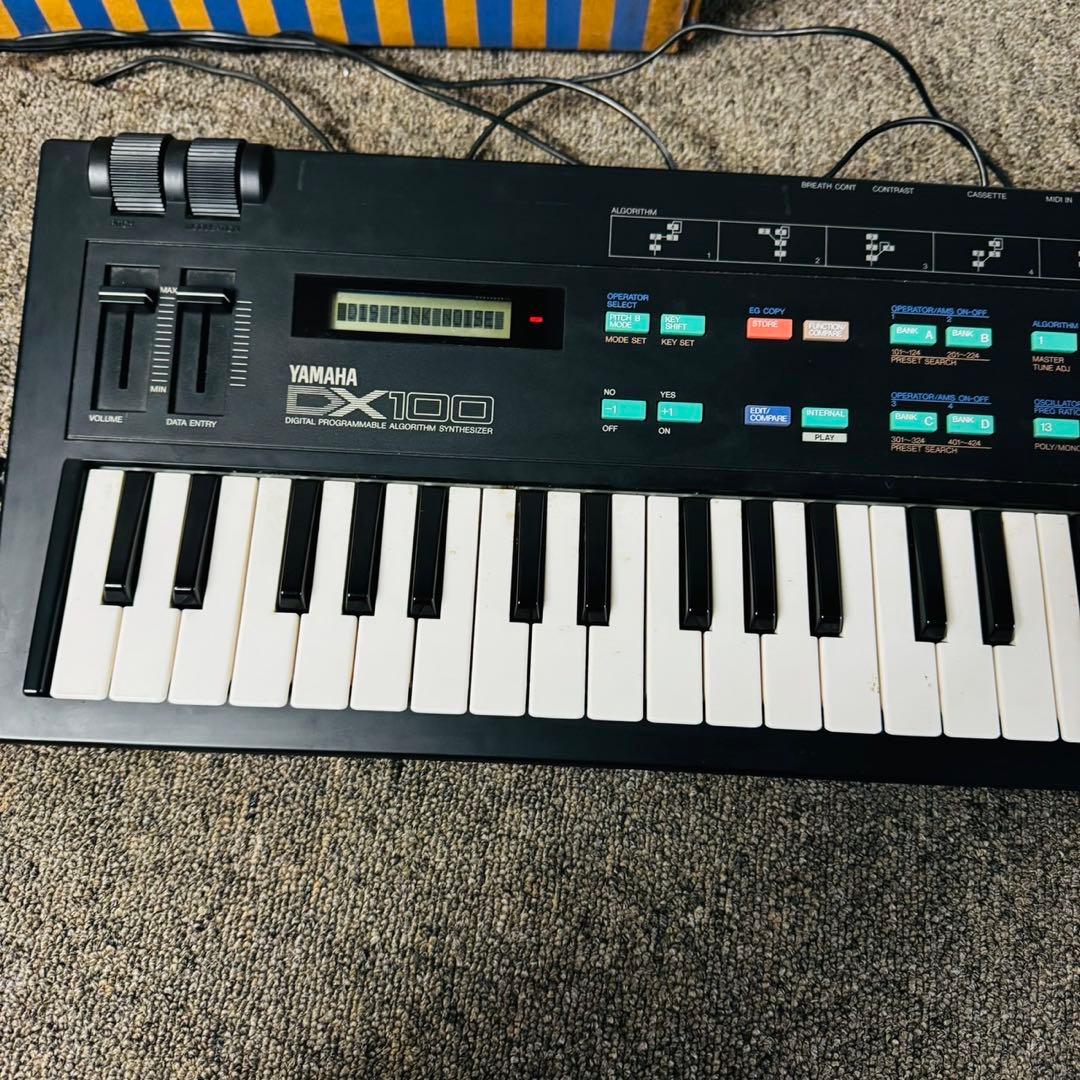 D51ジャンク✨ヤマハ シンセサイザー 49鍵 4オペレーターFM音源搭載！