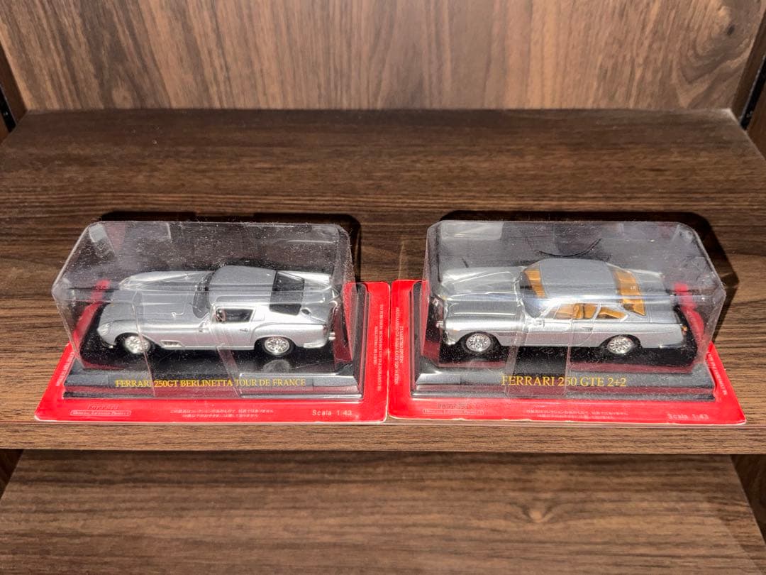 ミニカー Ferrari 250 GT Berlinetta & 250 GTE 2