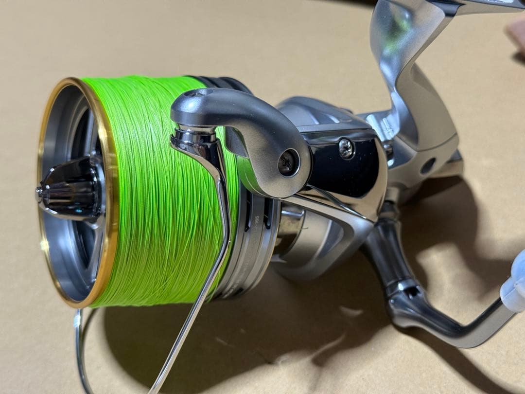 シマノ　サーフリーダー　CI4+ 35 投げ釣り用　スピニングリール