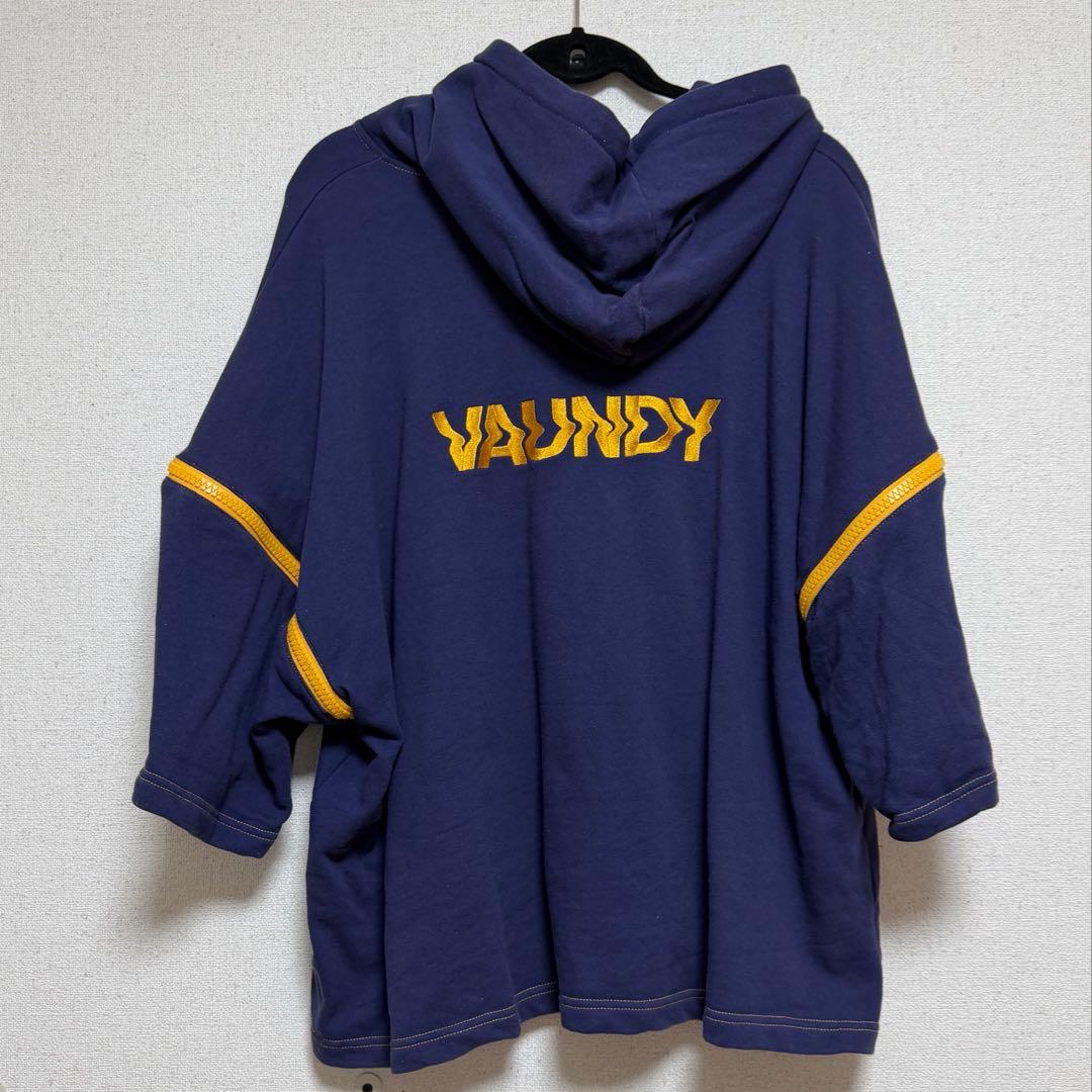 き*う様 vaundy HEAD SHOT　パーカー