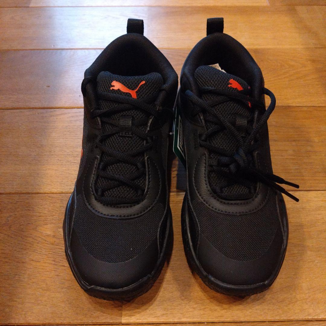 PUMA PLAYMAKER PRO JR ブラック/レッド　23.0cm