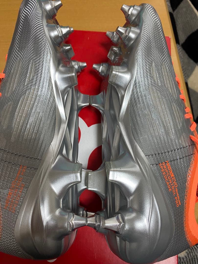 Puma Ultra サッカースパイク シューズ