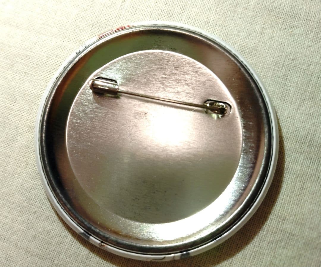 【中古品】天野喜孝　描き下ろし　先着100名限定　クラウド　缶バッジ