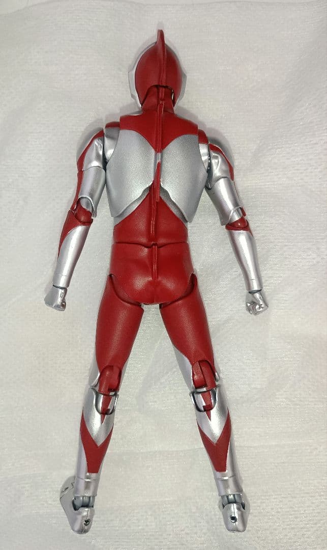 真骨彫製法　フィギュアーツ　ウルトラマン　再販版　最終値下げ価格