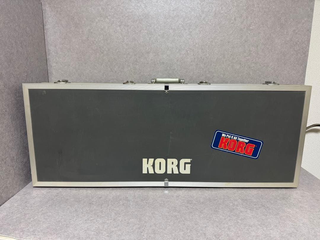 アナログシンセサイザー KORG コルグ POLY-61 ハードケース付き