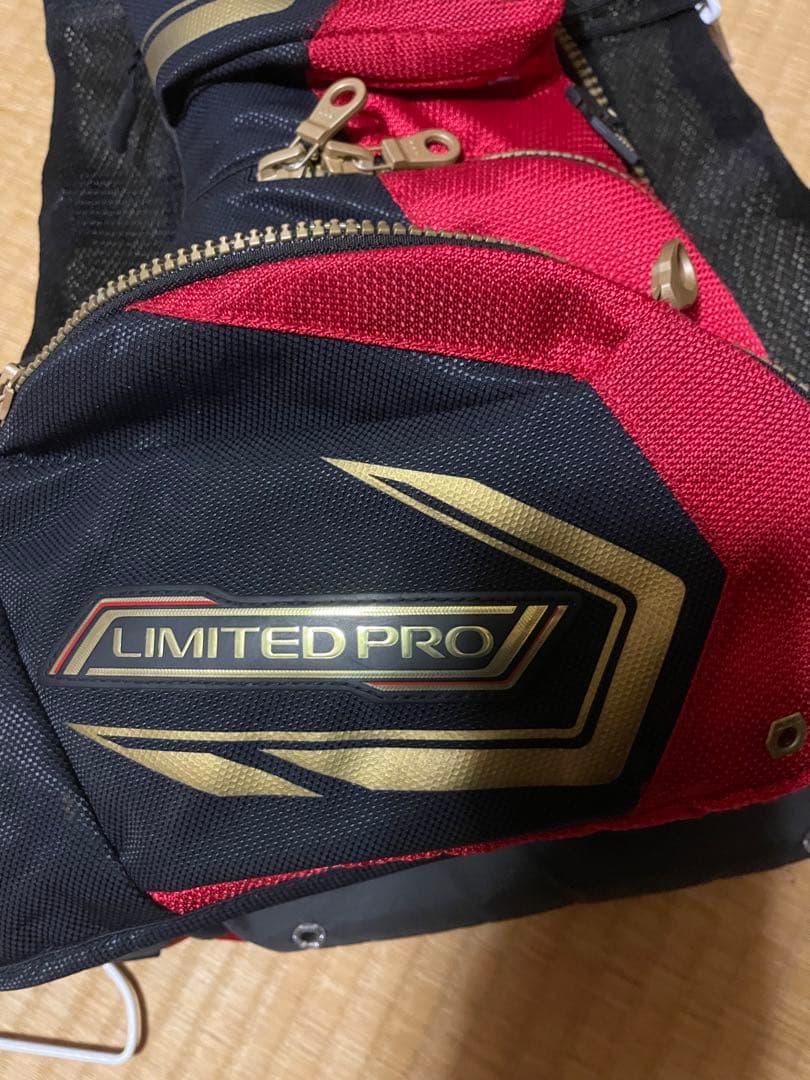 SHIMANO LIMITED PRO FIRE BLOOD ライフジャケット