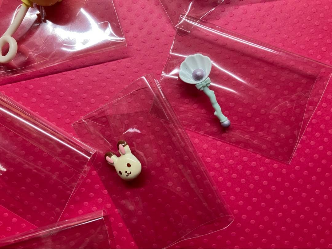 シルバニア　各¥350