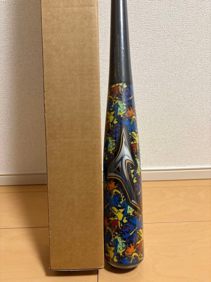 軟式バットビヨンドマックスレガシーLW トップ(FRP製83cm平均680g)