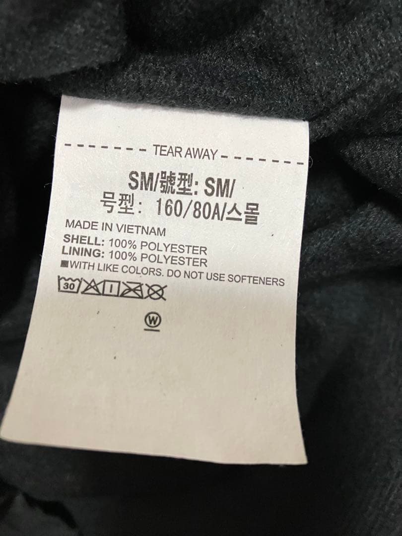 専用 アンダーアーマーUnderArmour ウィンドブレーカー