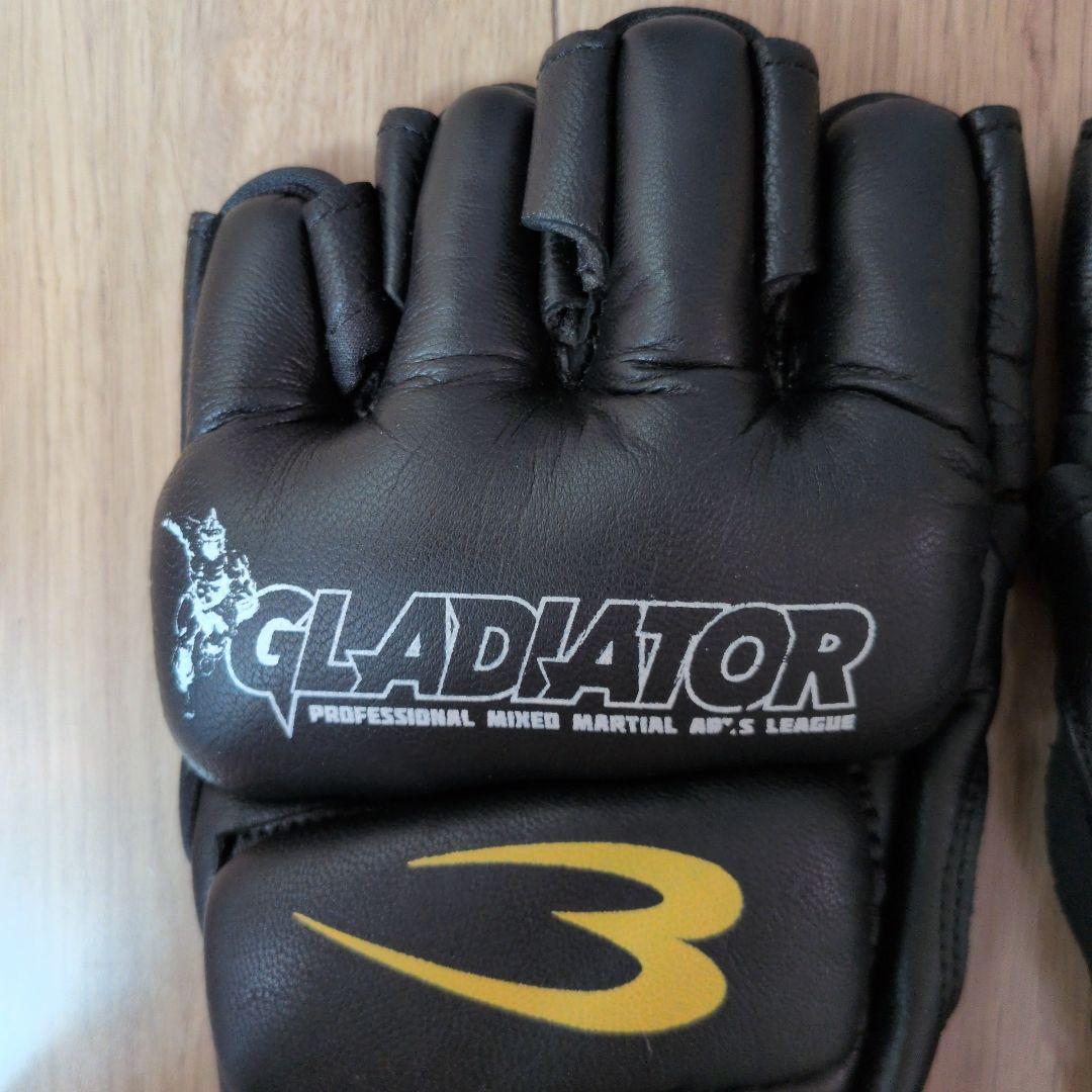 ボディメーカー　 オープンフィンガーグローブ　ＧＬＡＤＩＡＴＯＲ