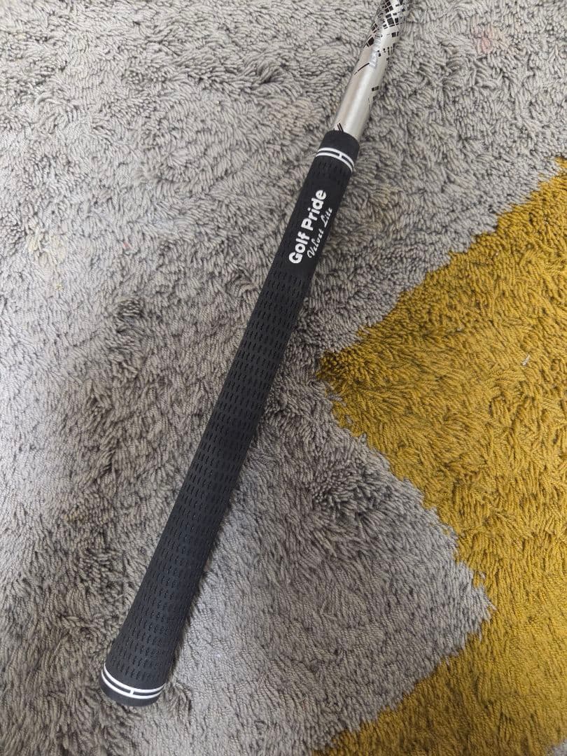 D*i様 Rogue ST MAX attasV2 5S ドライバー 9.0度