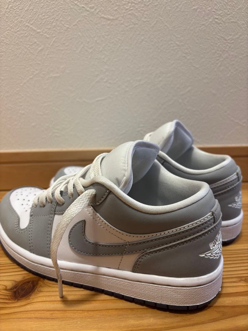 Air Jordan 1 Low ウルフグレー