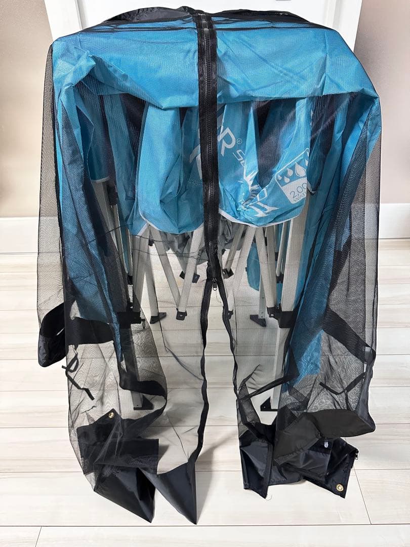 タープ テント　3枚サイドシート付き　美品　UVカット 2m✖️2m