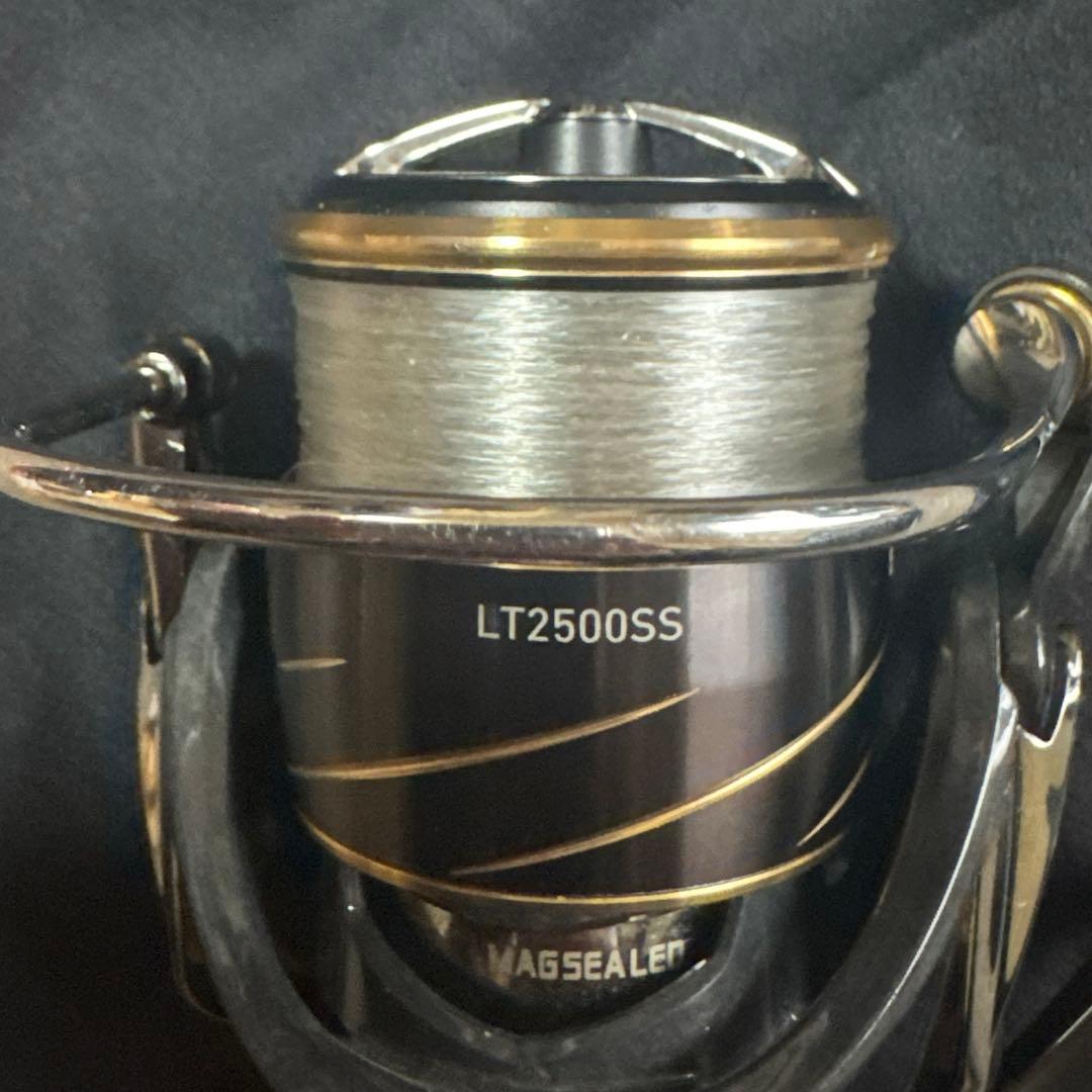 Daiwa Luvias FC LT 2500S スピニングリール