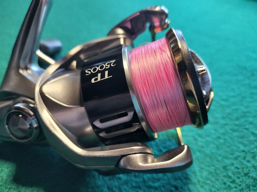 リール SHIMANO 15 TWIN POWER 2500S