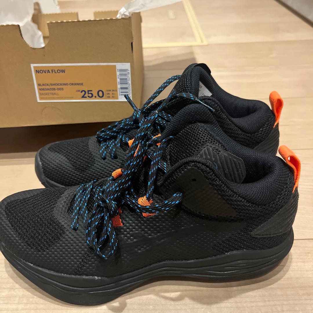 箱無し　asicsバッシュ　NOVA FLOW ブラック/オレンジ 25.0cm
