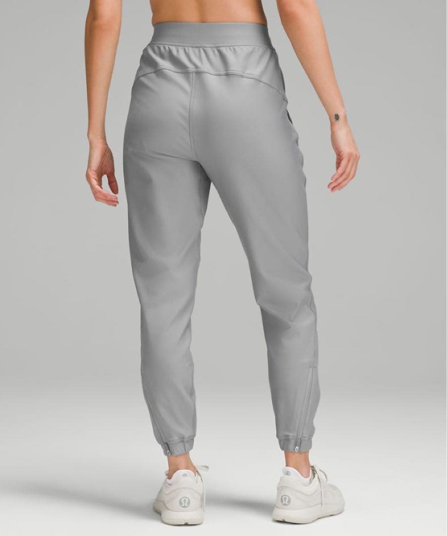 ルルレモン Adapted State Jogger Asia Fit S