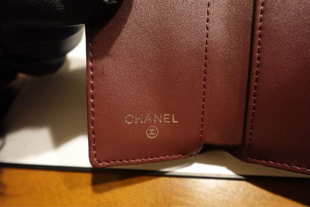 CHANEL ノベルティ 財布