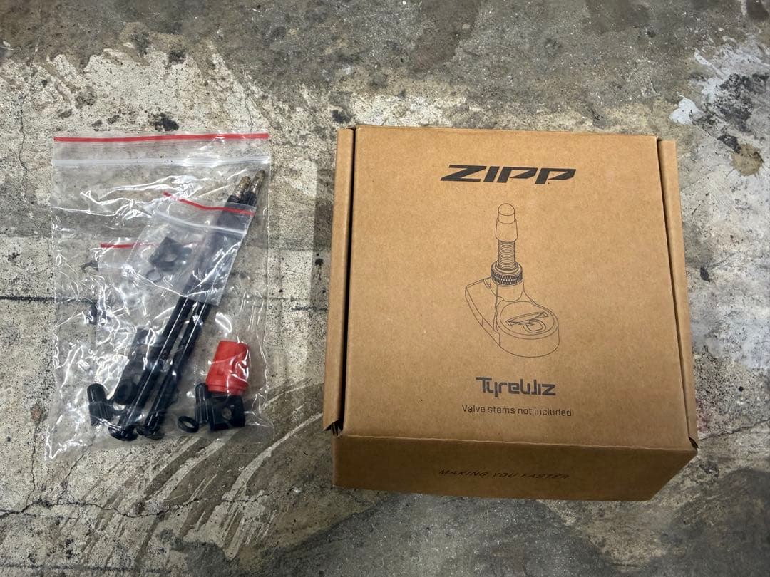 パーツ QUARQ TYREWIZ 2.0 AIR PRESSURE SENSOR