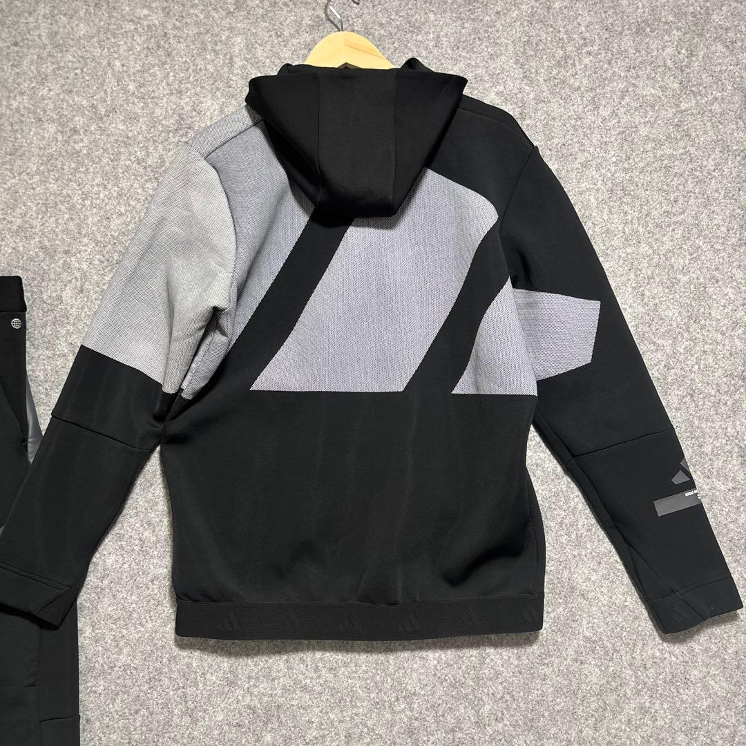 adidas ゴルフ　ビックアディダスロゴ　セットアップ　ストレッチ　快適
