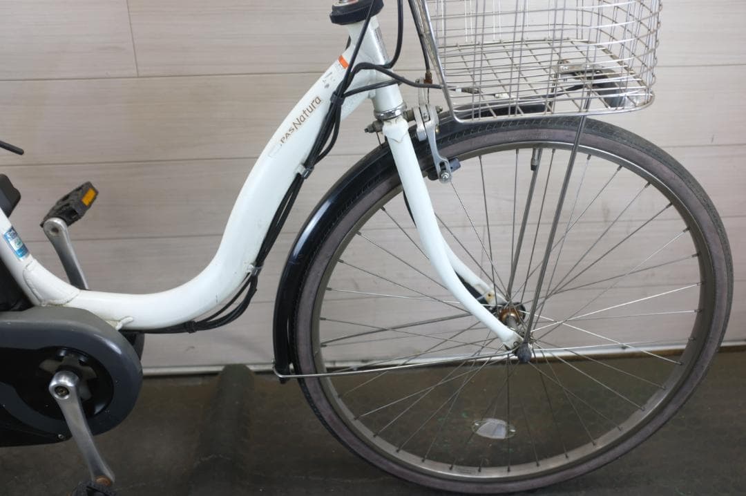 電動自転車ヤマハPAS　Natura 26インチ　3段　12.8Ah充電器あり