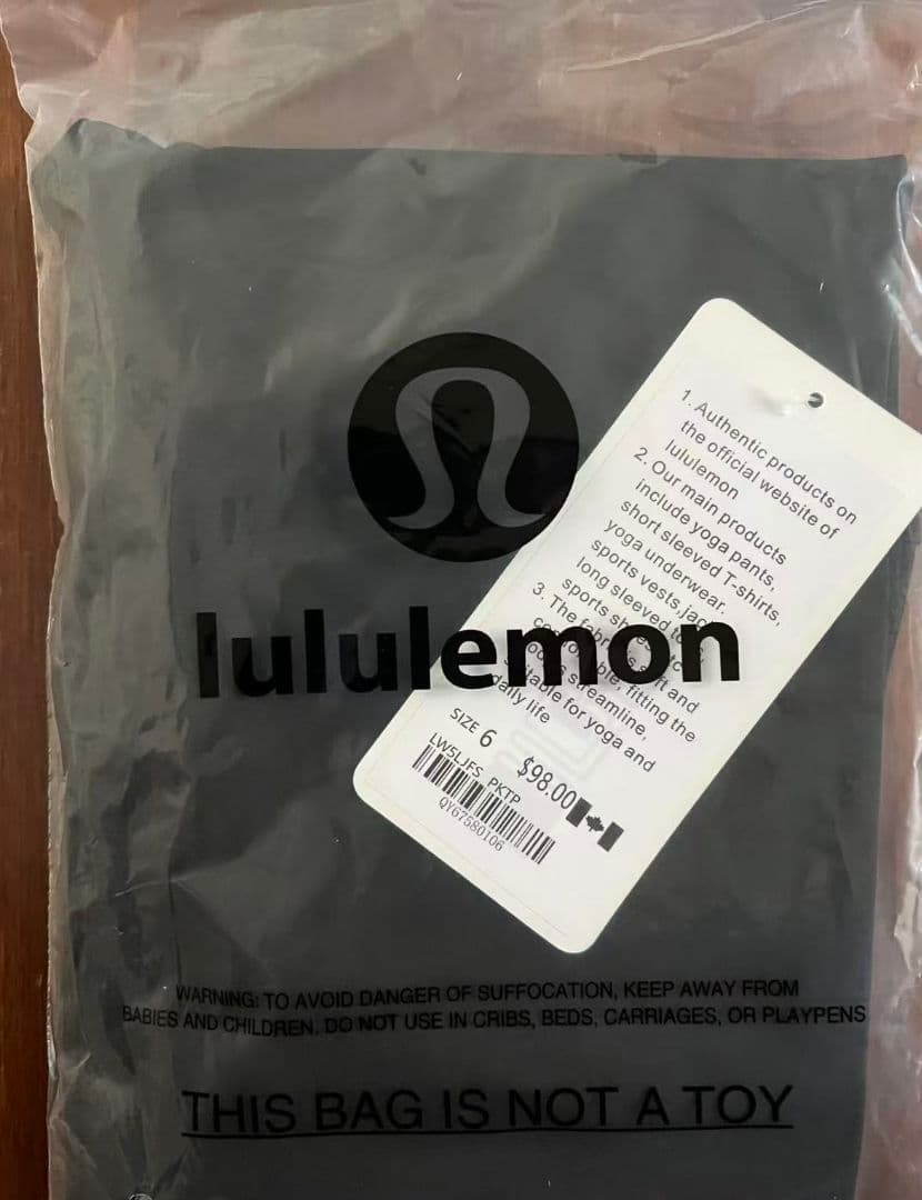 lululemon ブラック　ヨガパンツ サイズ6