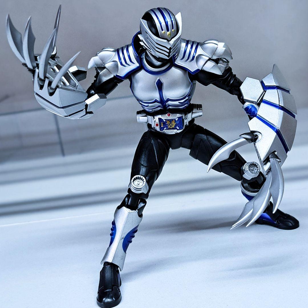 ( 開封品 ) S.H.Figuarts フィギュアーツ 仮面ライダータイガ