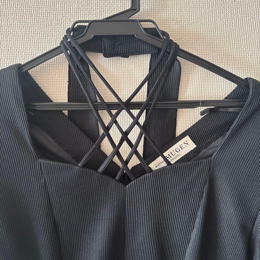 美品【used】MUGEN首元クロスデザイン社交ダンスドレス半袖BLACK