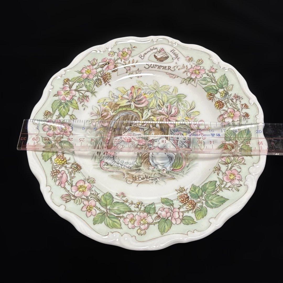 ロイヤルダルトン　Brambly Hedge 夏の皿 直径約21cm