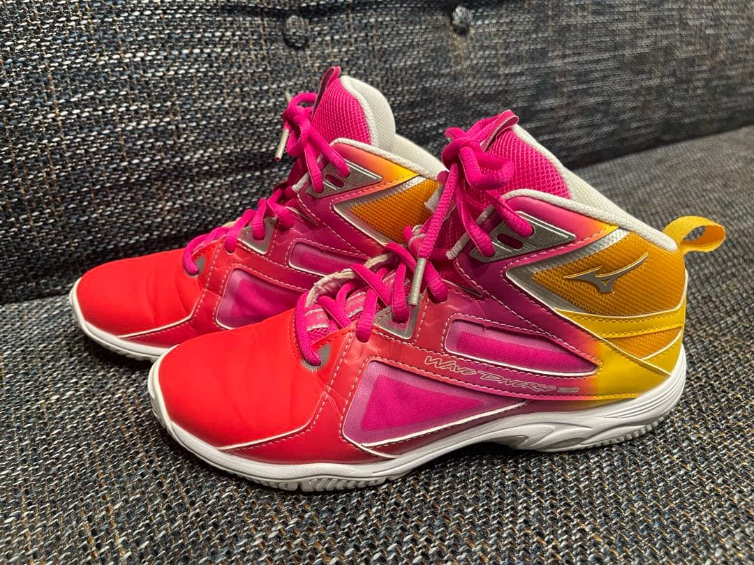 極美品　Mizuno ウェーブダイバースLG4 Ltd 23.0cm 限定カラー