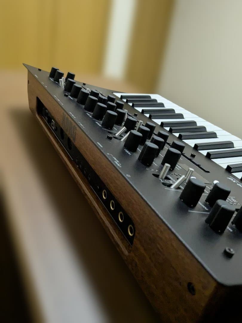 鍵盤楽器 korg minilogue-xd