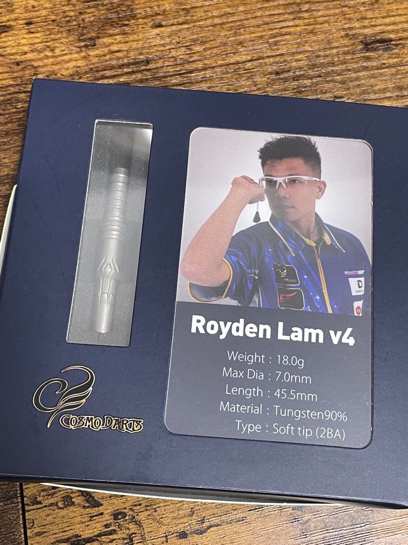 17,600 Royden Lam v4 ダーツ 18.0g ロイデンラム