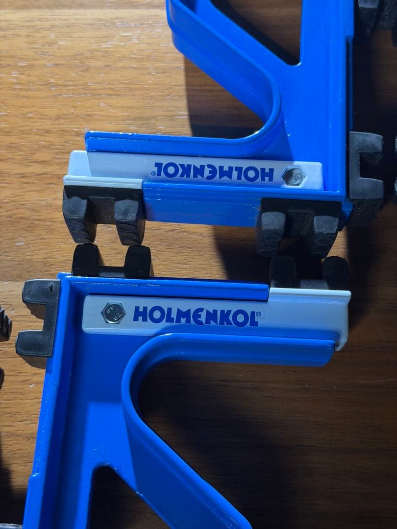 イタリア製 HOLMENKOL ベース可変 金属製チューンナップバイス