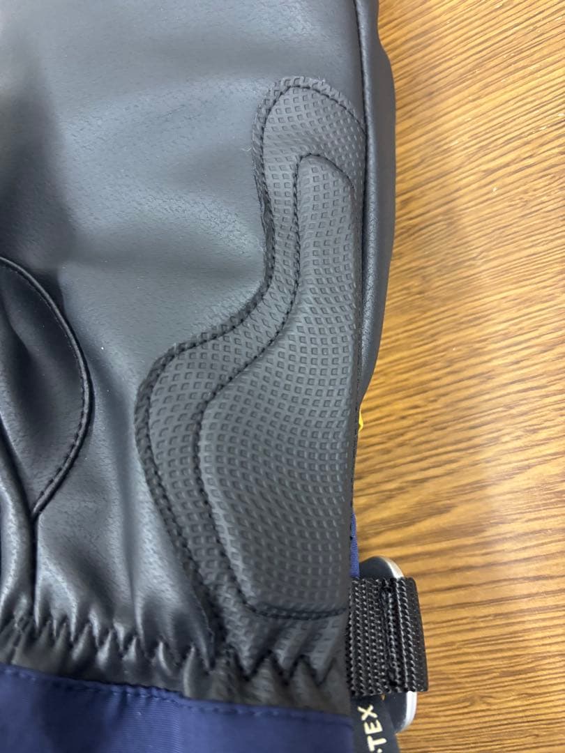 ASHRAM GORE-TEX ミトングローブ オリーブ/ネイビー 新品未使用