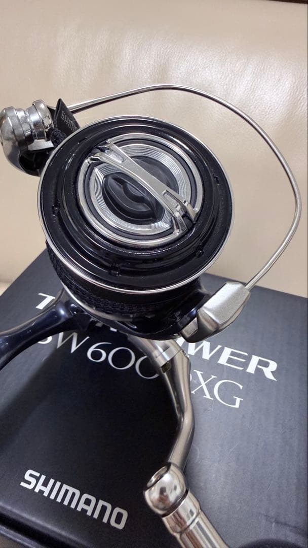 SHIMANO ツインパワーSW 6000XG スピニングリール