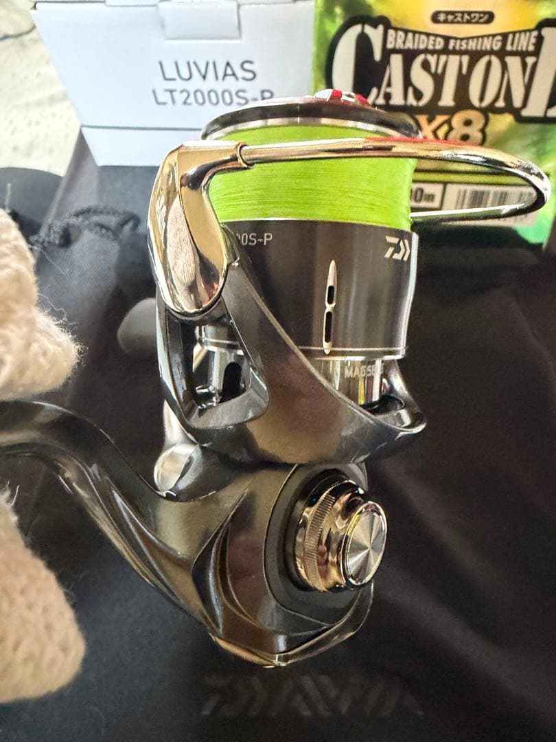 DAIWA 24LUVIAS LT2000S-P スピニングリール