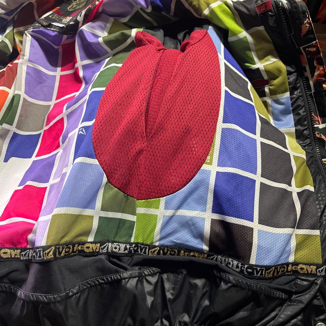 VOLCOM ボルコム　スノーボードジャケット　スノボ　総柄　ユニセックス　XS