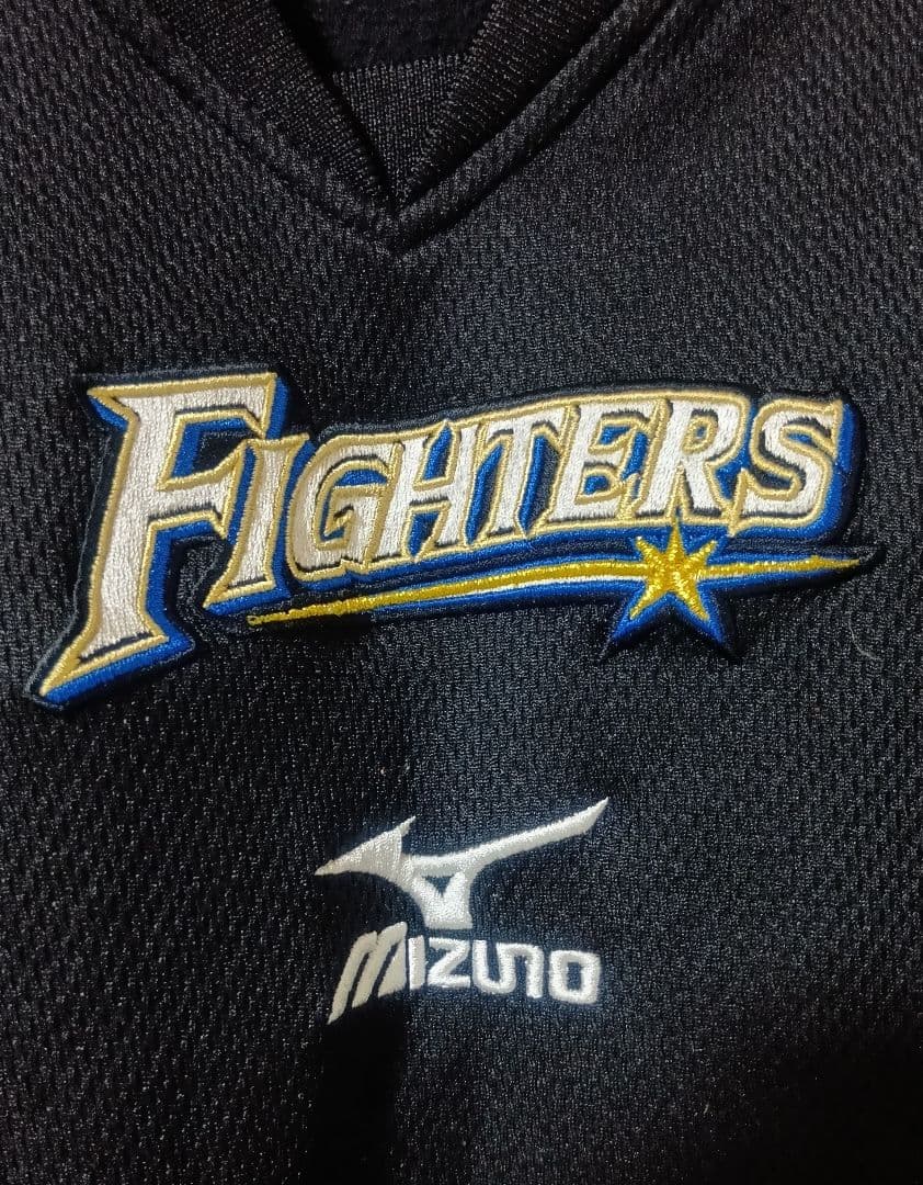 北海道日本ハムファイターズ・高梨裕稔投手（現東京ヤクルト）実使用フリース