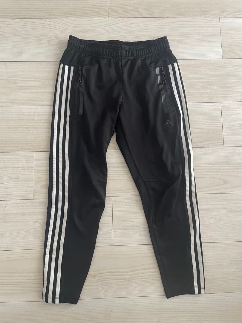moussy adidas コラボ　ジャージパンツ