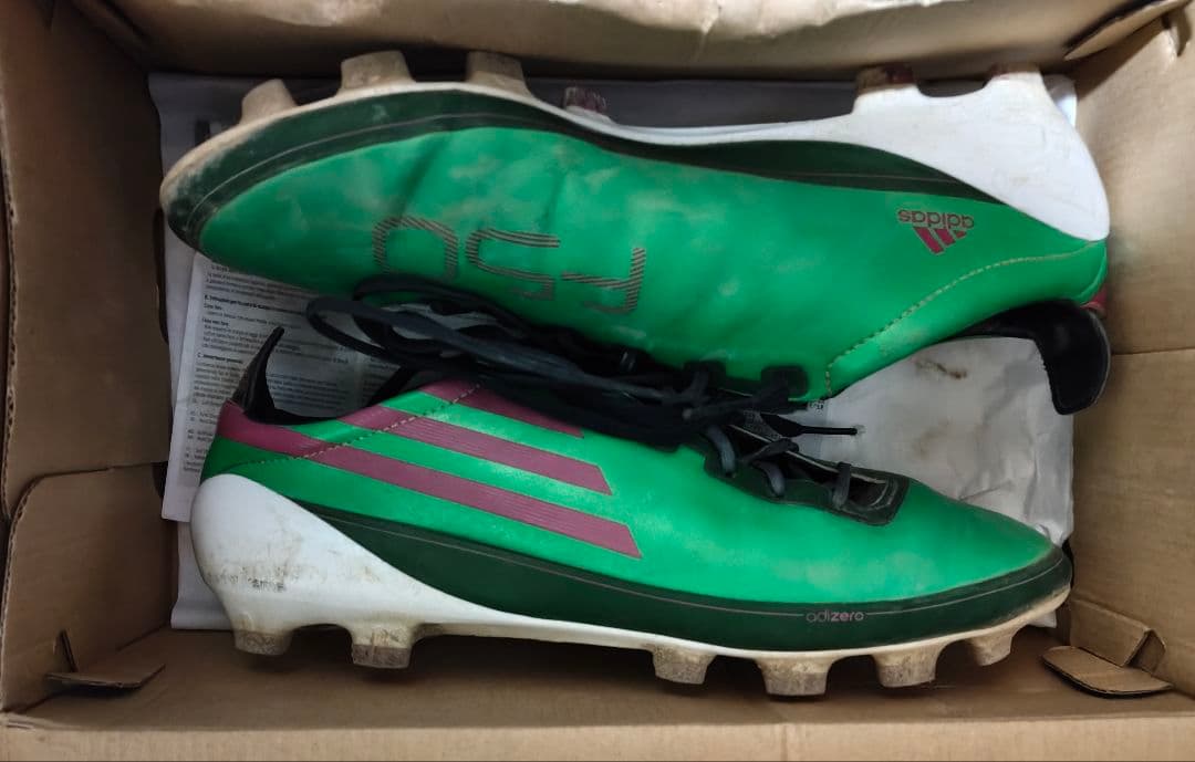adidas F50 サッカーシューズ スパイク