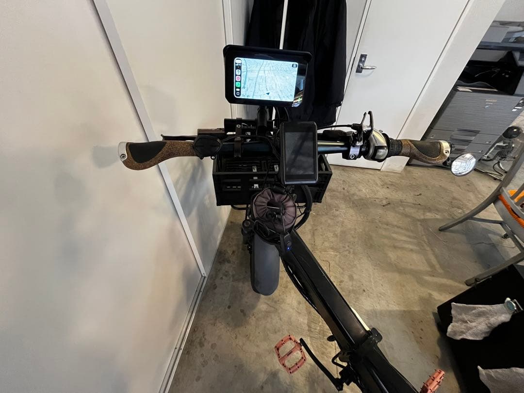 MATE 電動アシスト自転車 ブラック 太タイヤ 前部バスケット付き