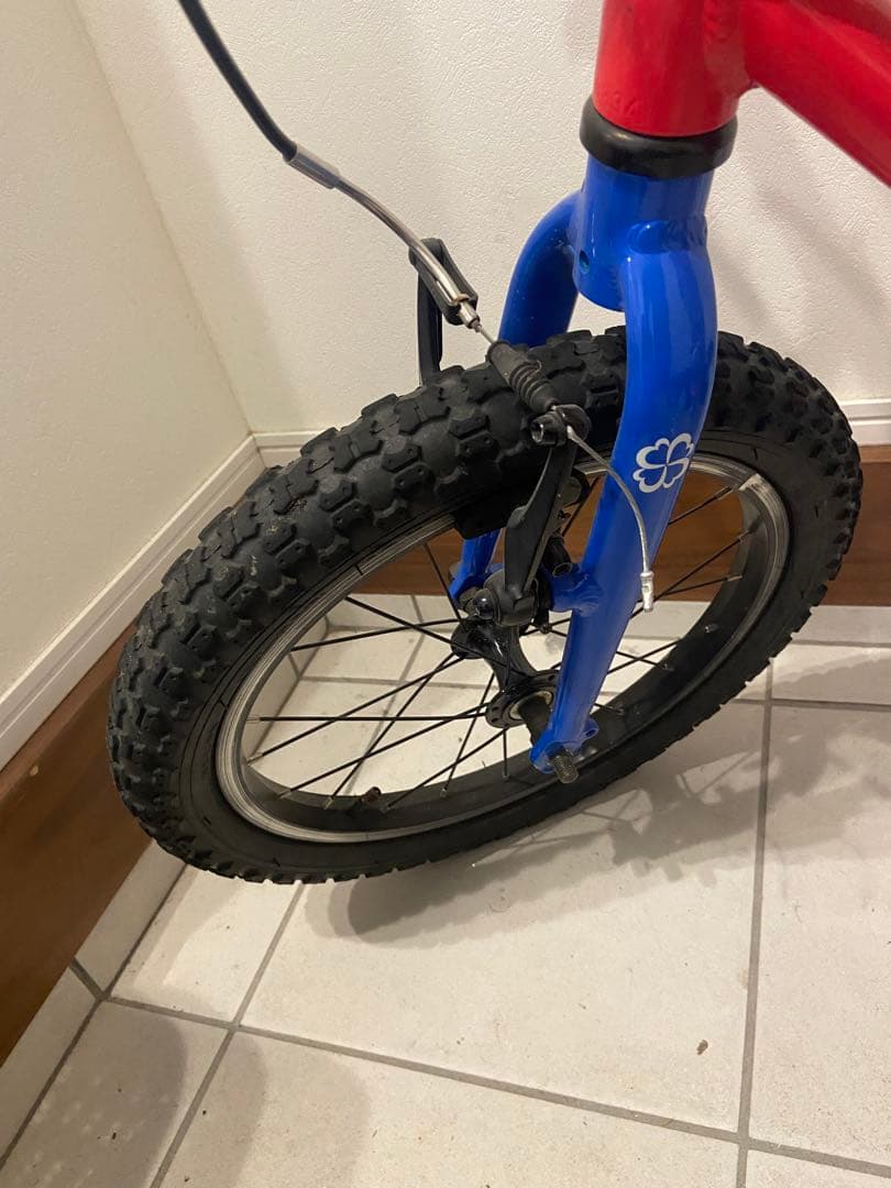 ヨツバサイクル子供用自転車 赤と青 14インチ