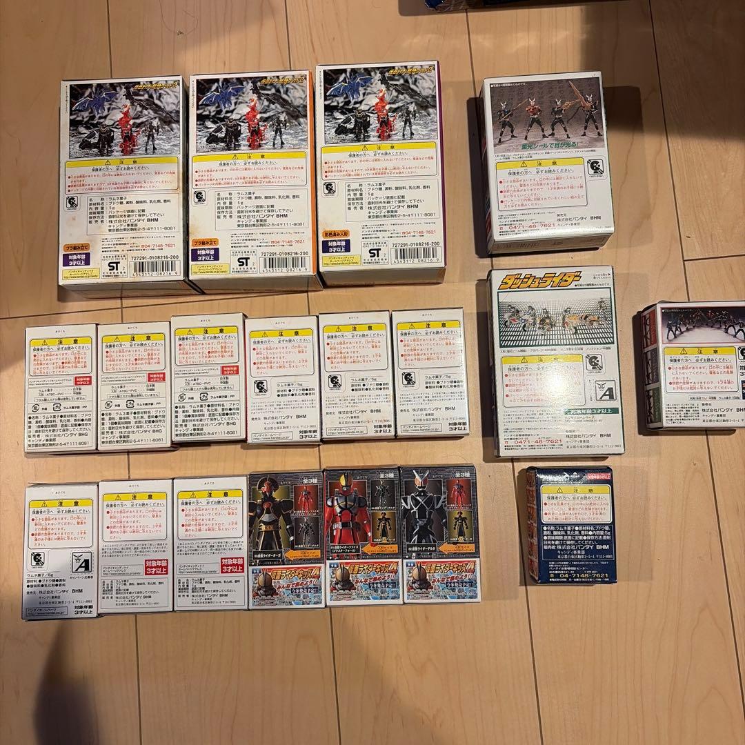 仮面ライダーシリーズ　まとめ売り　19箱