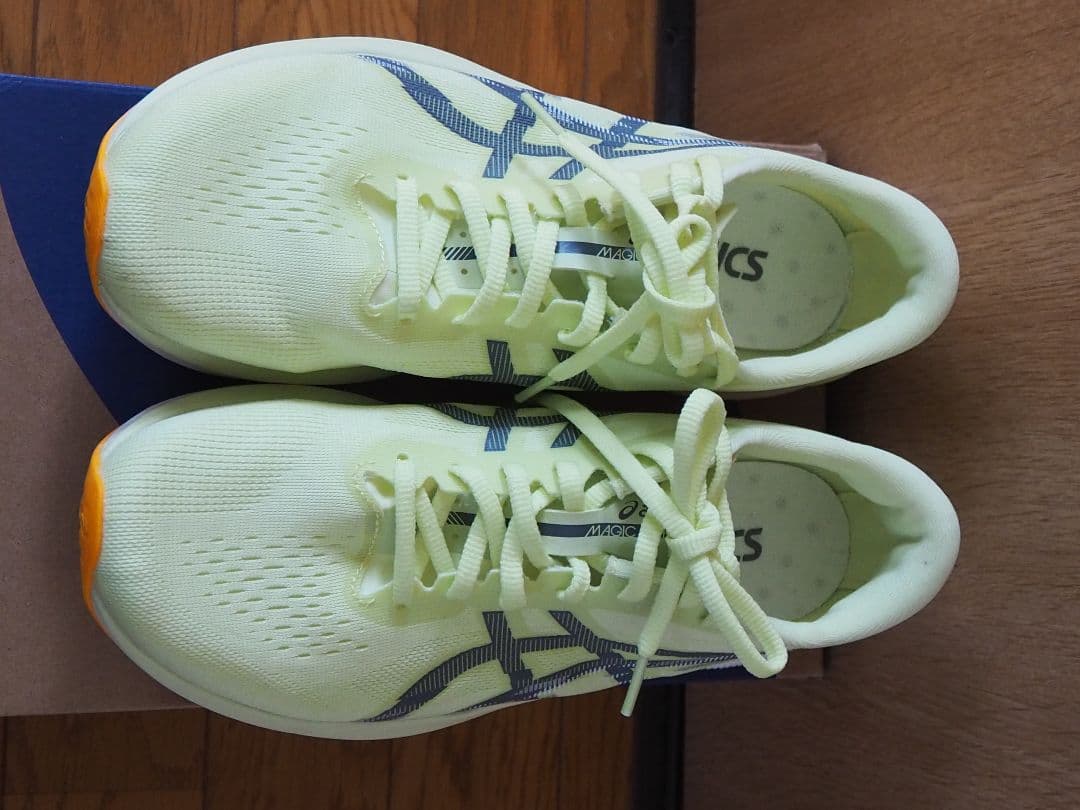 ASICS MAGIC SPEED 4 サイズ25.5cm