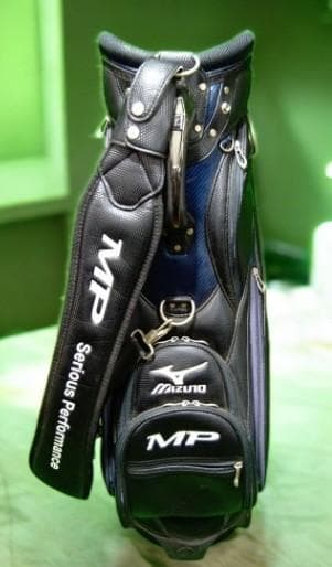 送料無料/美品Mizuno Serious Performance 大型キャディ