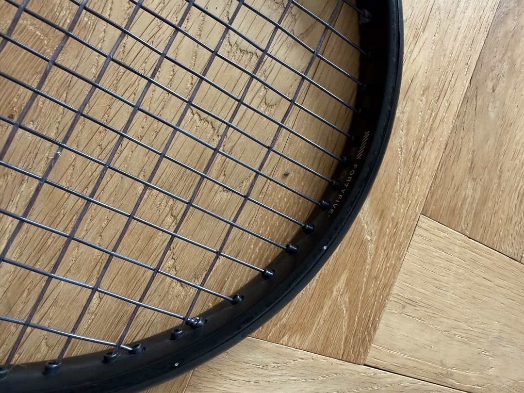 Wilson BLADE V8 100 テニスラケット G1(日本未発売）