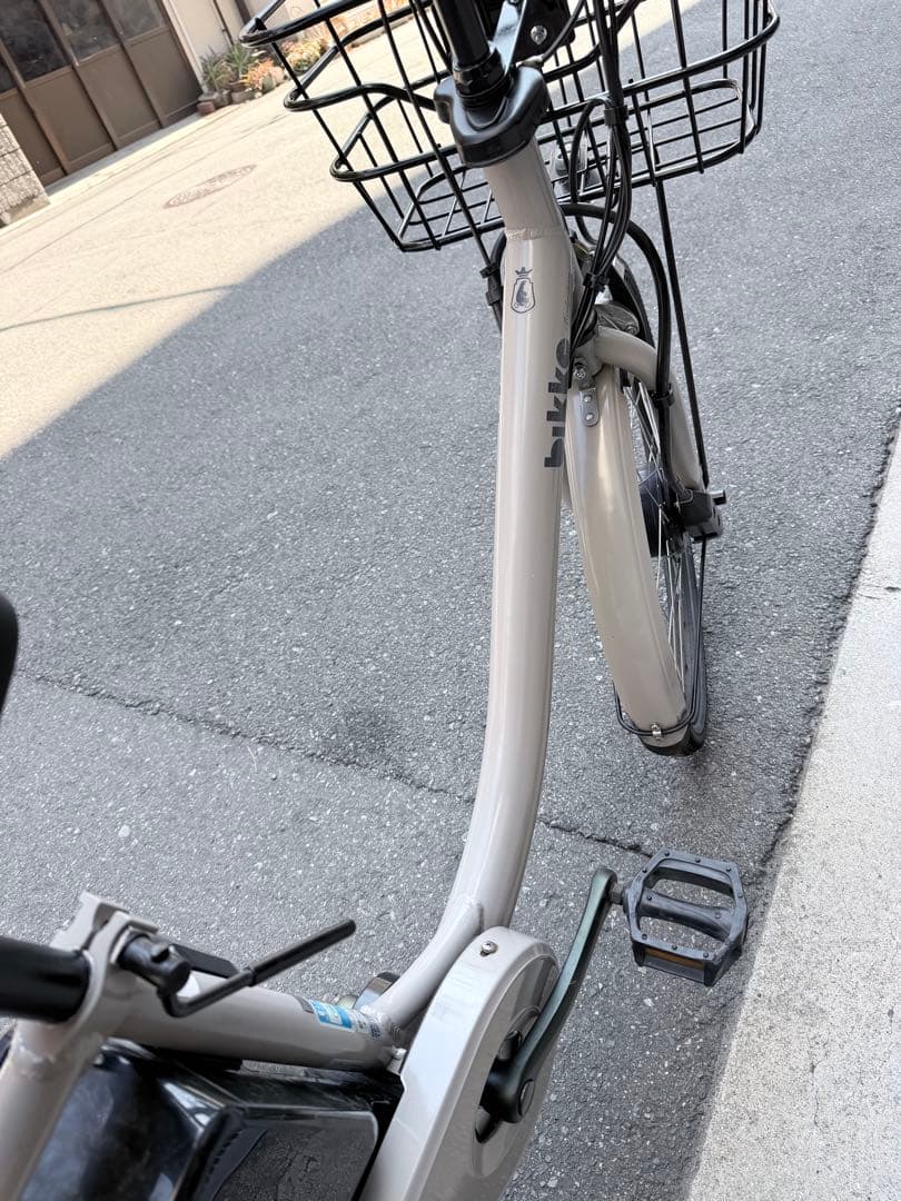子供乗せ　BIKKE ブリヂストン　電動アシスト自転車 チャイルドシート付き
